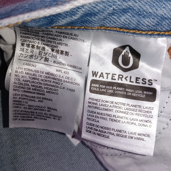 🆕Levi's Urban Outfitters High Rise Wedgie Jeans Distressed Ripped Size 26 - Picture 12 of 14